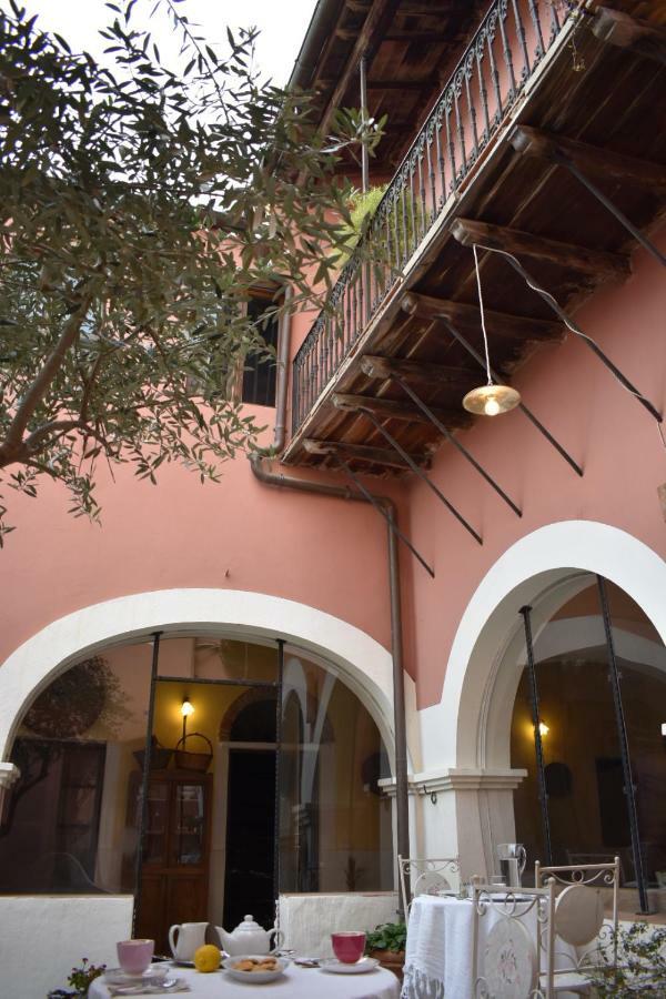 Casa Camboni-Dimora Storica Bed & Breakfast San Vito  Luaran gambar